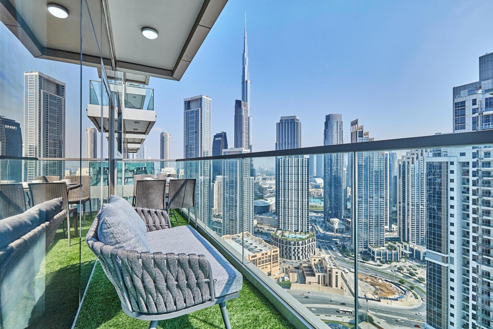 Highest Infinity Pool In Downtown Dubai Apartment Exterior foto