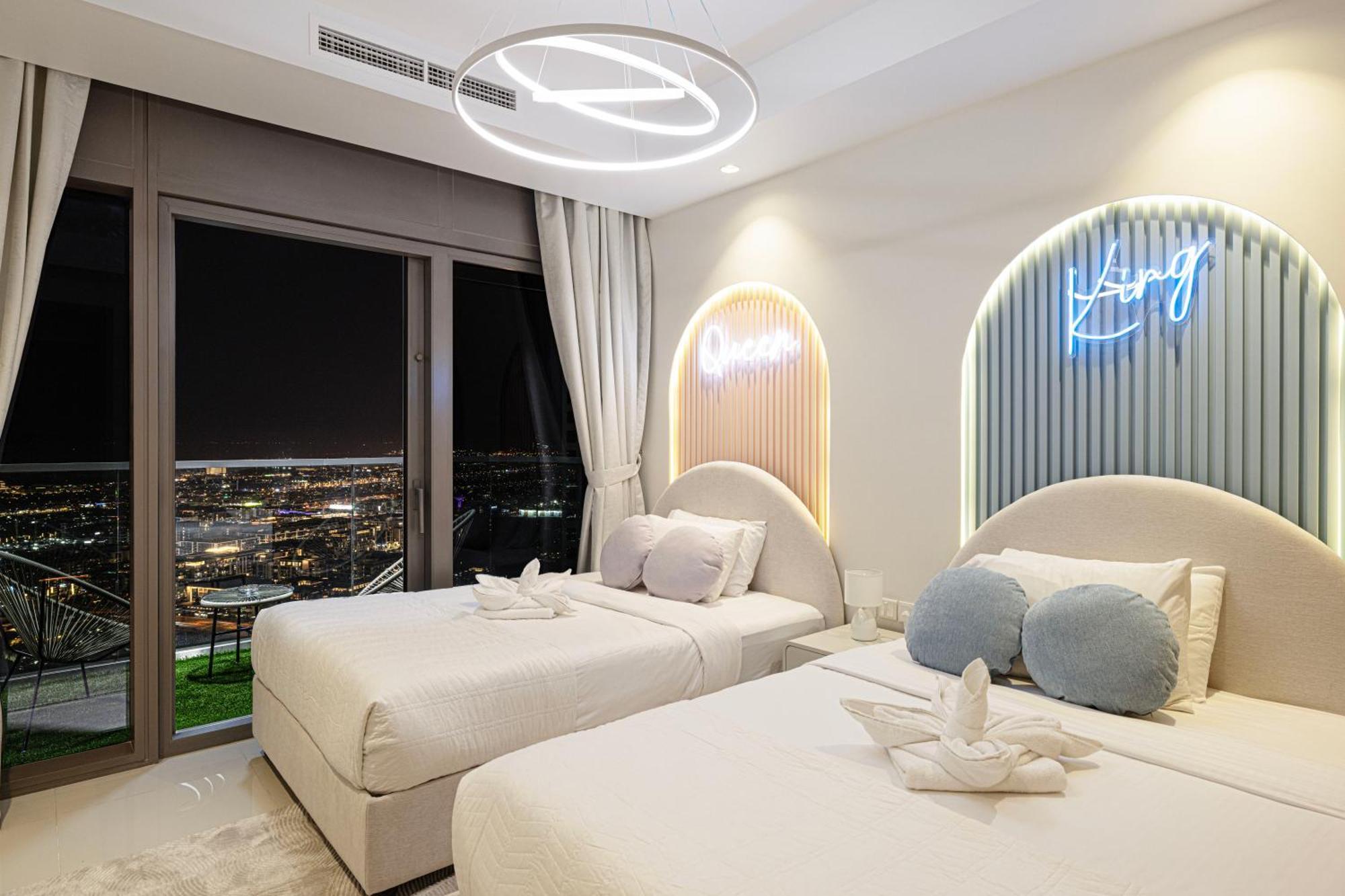 Highest Infinity Pool In Downtown Dubai Apartment Exterior foto