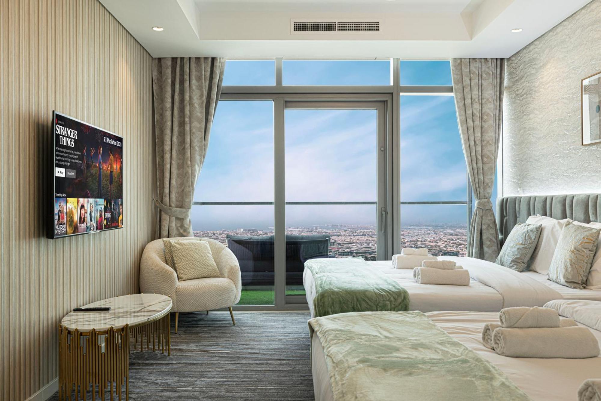 Highest Infinity Pool In Downtown Dubai Apartment Exterior foto