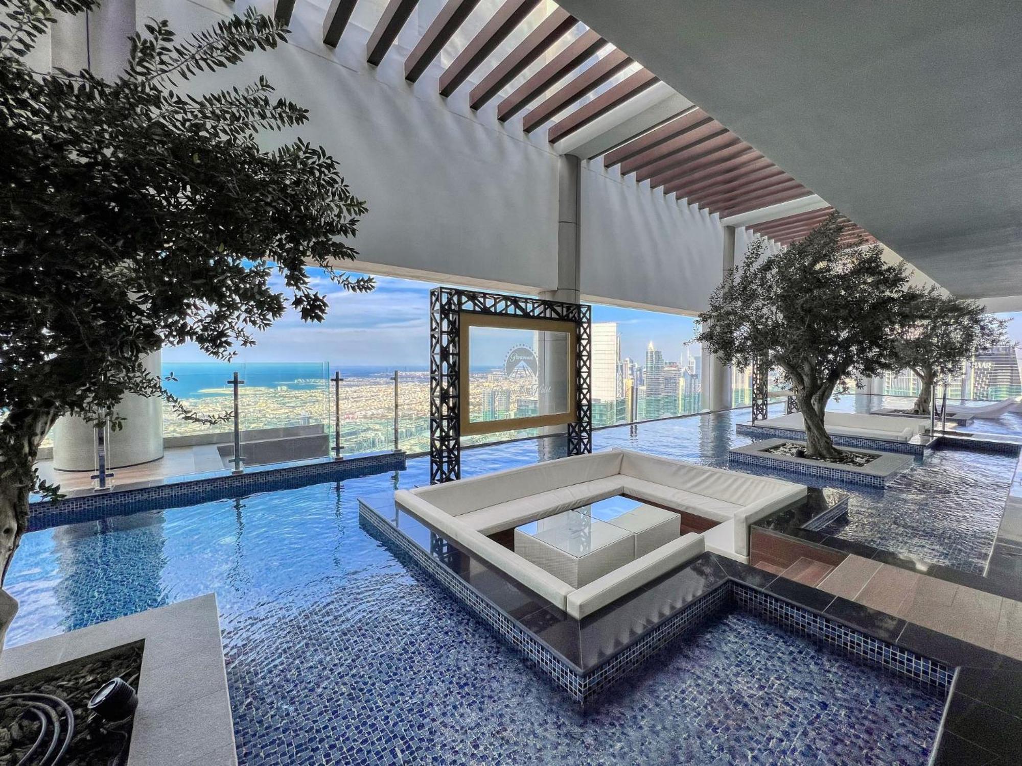Highest Infinity Pool In Downtown Dubai Apartment Exterior foto