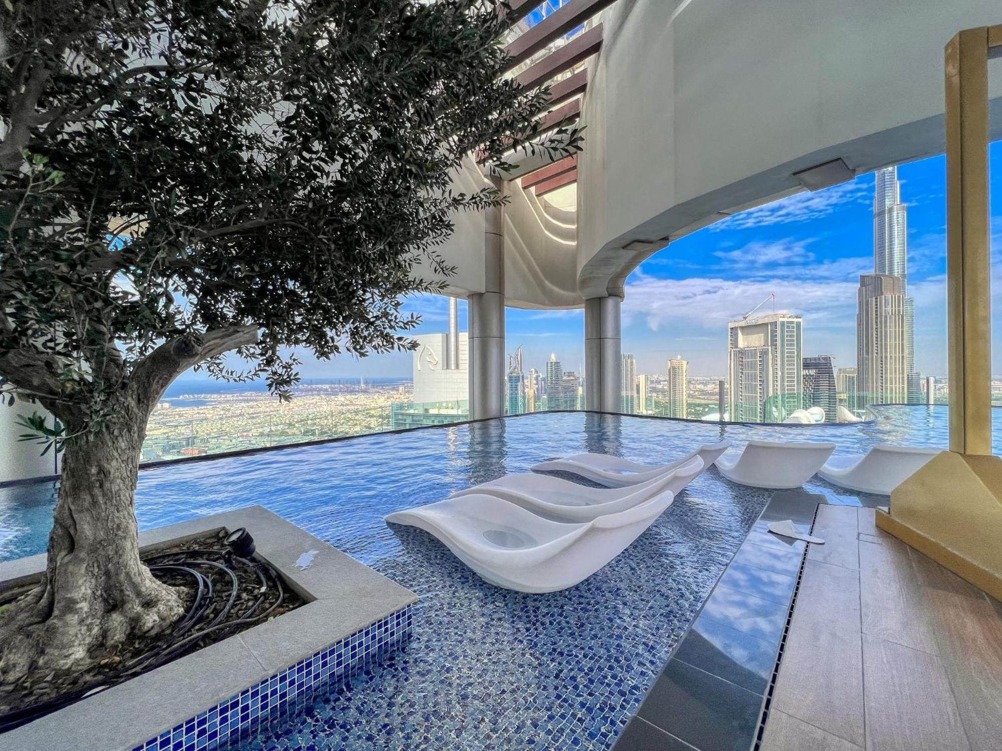 Highest Infinity Pool In Downtown Dubai Apartment Exterior foto