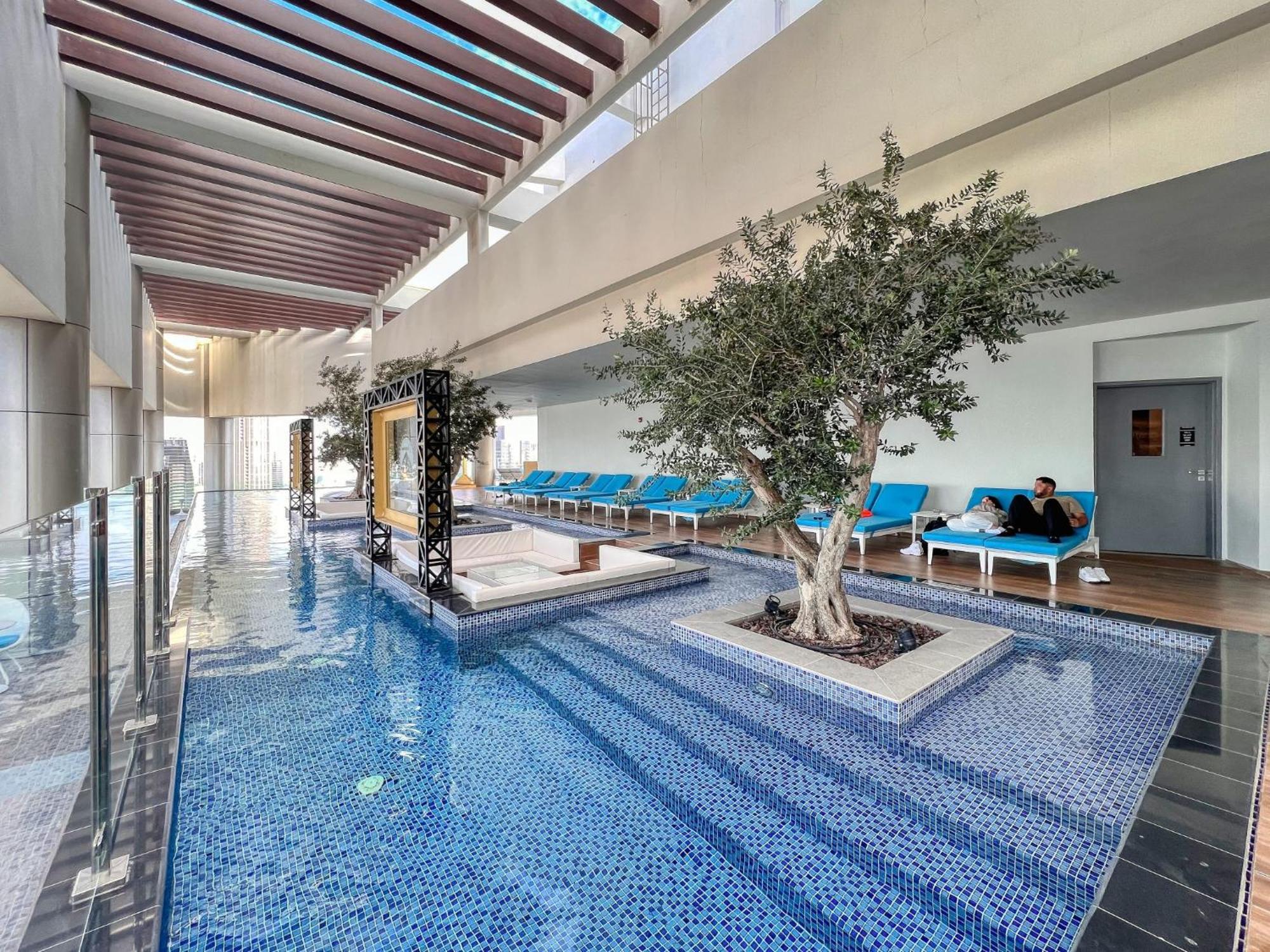 Highest Infinity Pool In Downtown Dubai Apartment Exterior foto